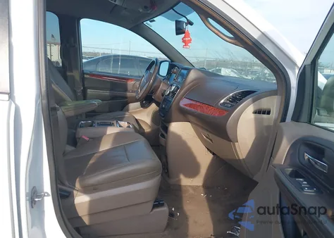 2015 Chrysler Town & Country Touring из США, поврежденный, VIN 2C4RC1BG0FR552501